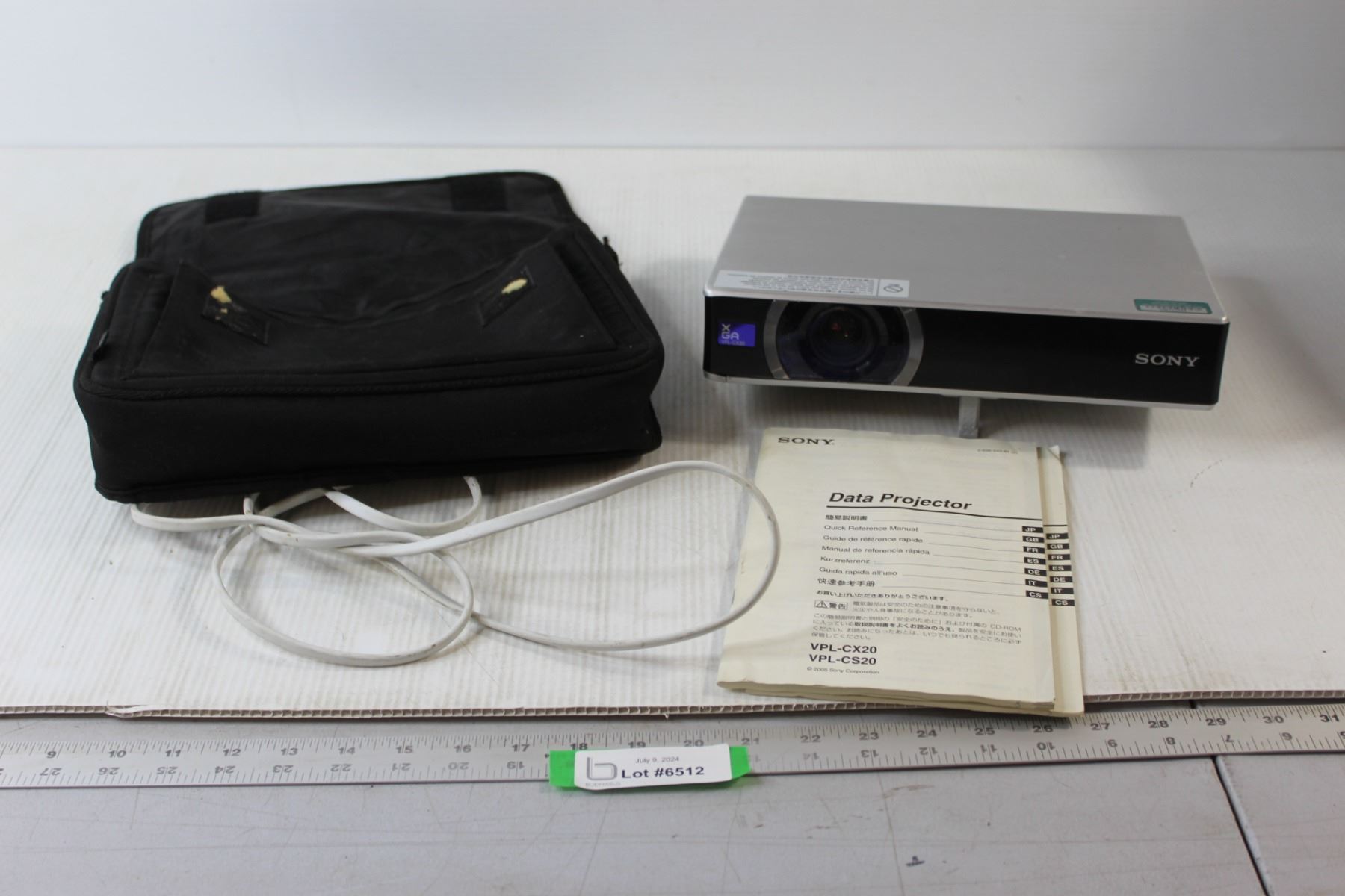 Sony Data Projector - Untested - Bodnarus Auctioneering