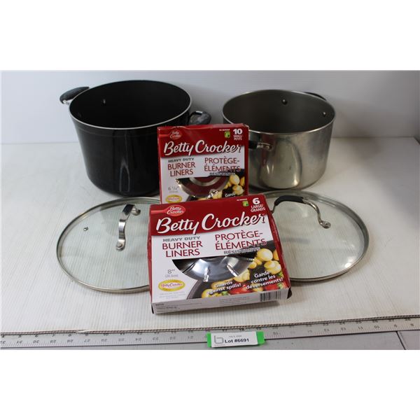 (2) Pots with Lids, (2) Packs of Burner Liners