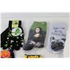 Image 4 : (4) Pairs of Socks, Winter Gloves, Coca-Cola Las Vegas Shirt - Size Large