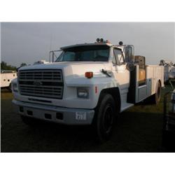 1994 FORD F600 SERVICE TRUCK