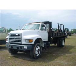1999 FORD F800 FLATBED TRUCK