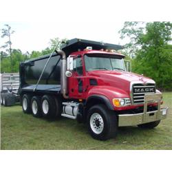 2005 MACK CV713 GRANITE TRI-AXLE DUMP