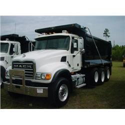 2005 MACK CV713 GRANITE TRI-AXLE DUMP
