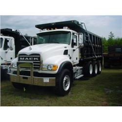 2004 MACK CV713 GRANITE TRI-AXLE DUMP
