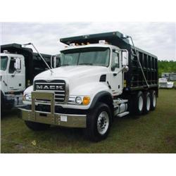 2004 MACK CV713 GRANITE TRI-AXLE DUMP