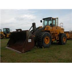 VOLVO L180C RUBBER TIRED LOADER