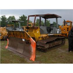 KOMATSU D41P CRAWLER TRACTOR