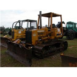 KOMATSU D37P CRAWLER TRACTOR