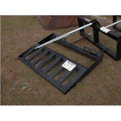 SKID STEER ATTACHMENT BAR
