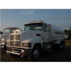 1991 MACK CH613 T/A WATER TRUCK