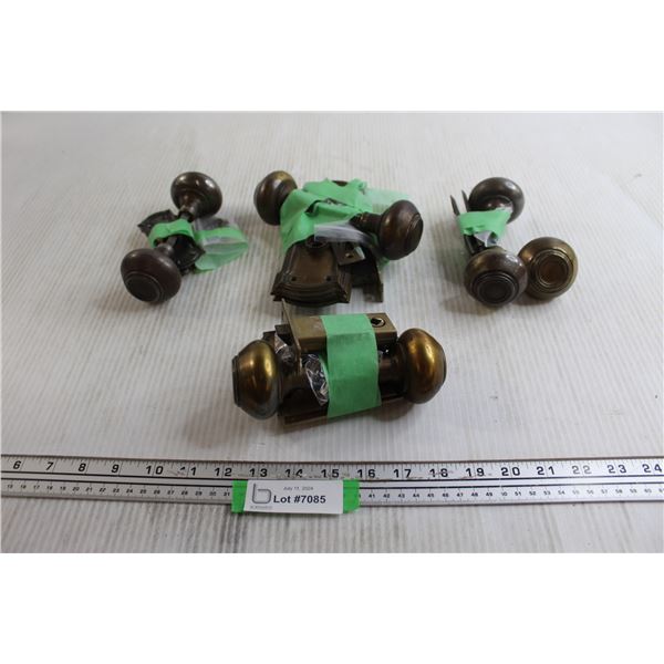 (4) Doorknob Sets