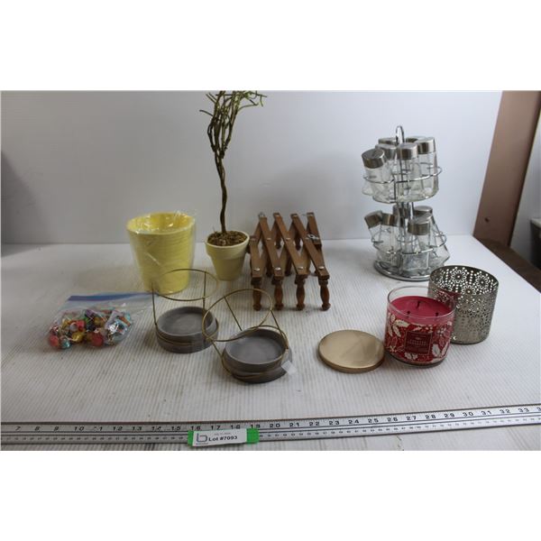 Spice Rack - Tilts, Easter Tree Decoration, Misc