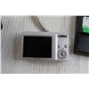 Image 2 : Fuji 8.2MP Digital Camera with Charger - No Battery