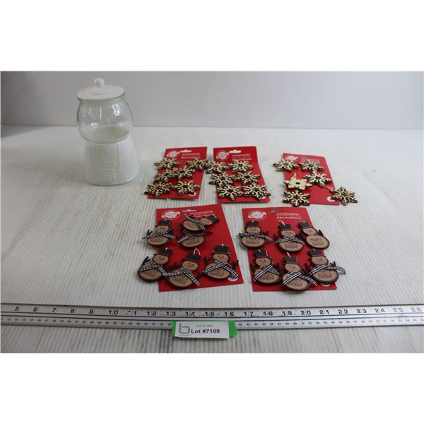 (5) Packs Christmas Ornaments, Bubblegum Jar