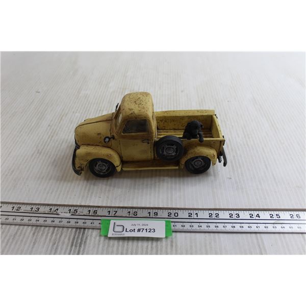 Home Interiors and Gift's Dad's Truck Decoration - Slight Damage on Windows