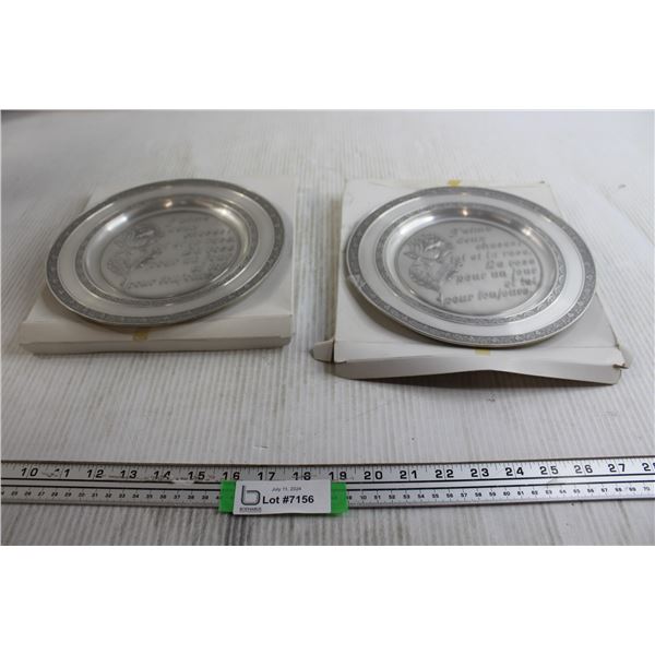 (2) Decorative French Plates