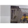 Image 3 : NHL Legends Marcel Dionne Figurine