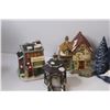 Image 2 : Christmas Display Village Set (8 Buildings)