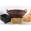 Image 1 : (4) Wicker Baskets - Various Sizes