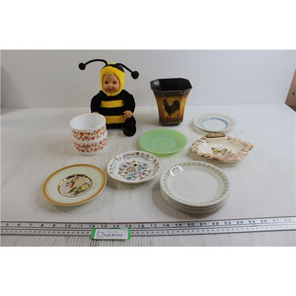 Bee Baby Doll, Assorted Plates - Green has Chip, Misc.