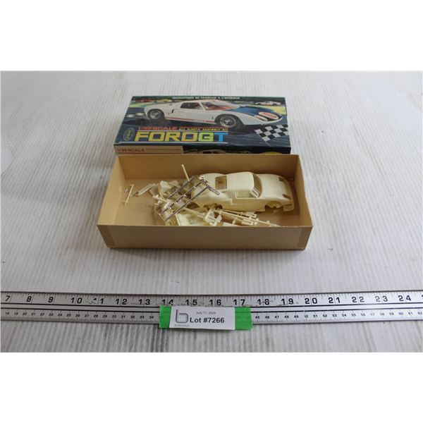 Aurora Ford GT Car Model Kit - As Is