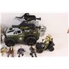 Image 2 : Army Tank & Action Figurines - Various Styles