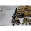 Image 4 : Army Tank & Action Figurines - Various Styles