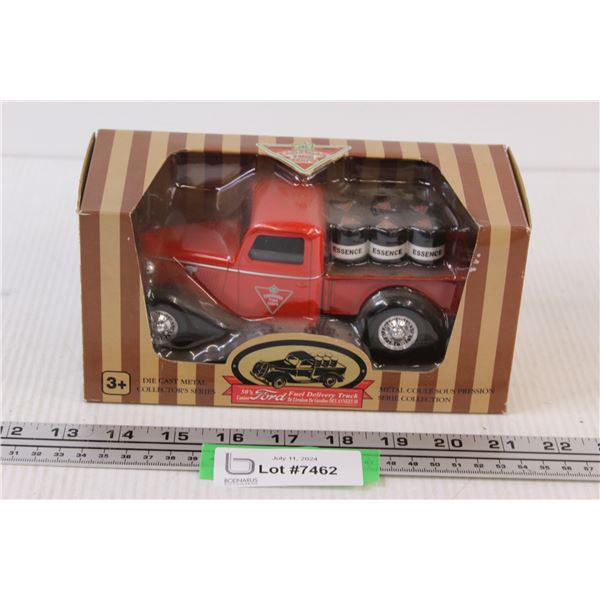Canadian Tire 1/24 Scale Model 1950's Ford Truck