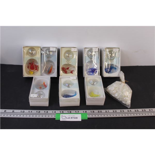 (8) Floating Fish Decor & Rock Decor