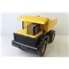 Image 5 : Tonka Dump Truck (has been repainted)