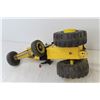 Image 9 : Tonka Tractor (missing pieces) - Tonka Truck - Tow Truck Towing Rack