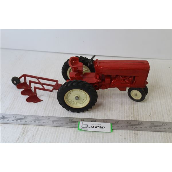 ERTL Tractor International Harvester