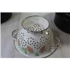 Image 3 : Metal Colander - (3) Roasting Pans w/Lids