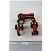 Image 1 : (3) Toy Farming Tractors