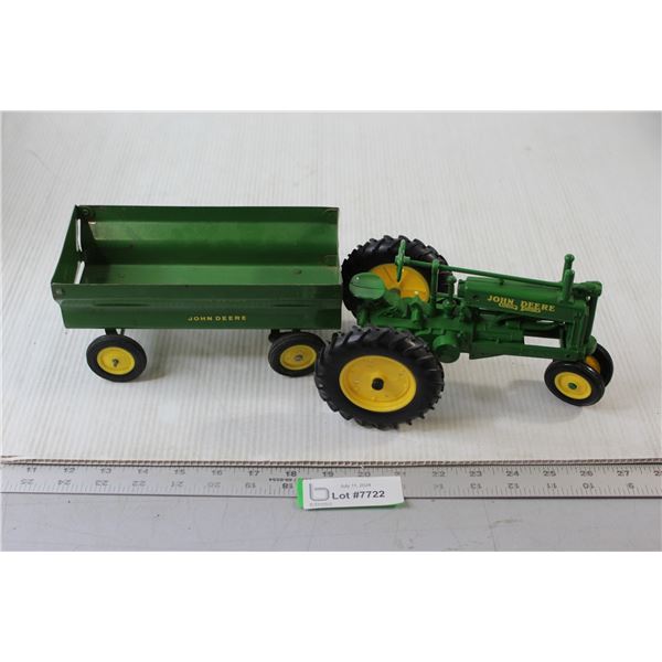 John Deer Unstyled Model A Tractor 1/16 Scale & Trailer