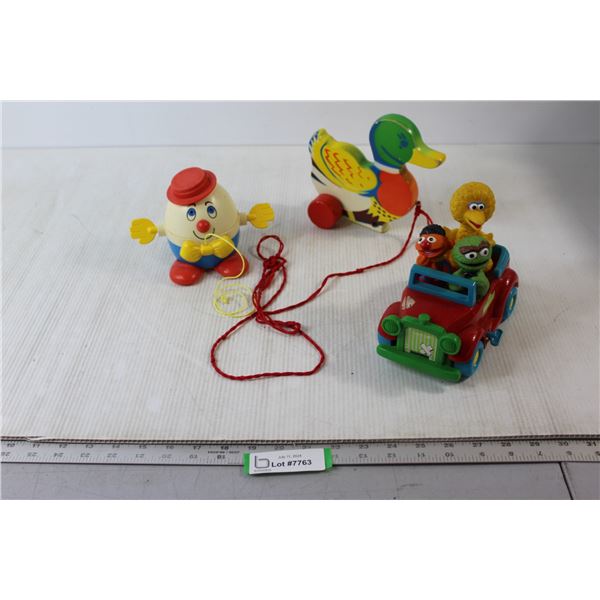 (3) Vintage Toys - Sesame Street, Pully Duck, Pully Humpty Dumpty