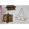 Image 4 : Assorted Door Hinges