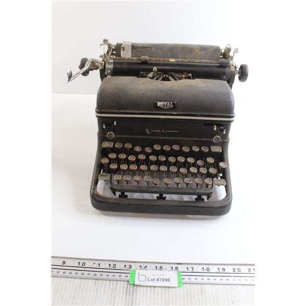 Royal Typewriter - As Is