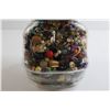 Image 2 : Jar of Jewelry/Friendship Bracelet Beads