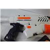 Image 2 : Super Soaker w/Refill Containers (untested)