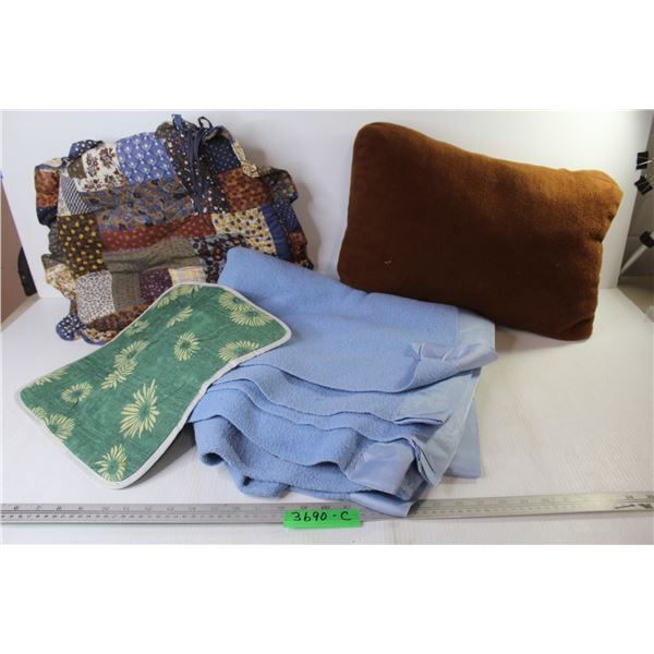 Blanket & Cushions