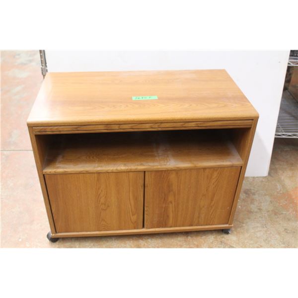 TV Stand (29 1/4"w x 15 1/2 "d x 23 1/2"h)