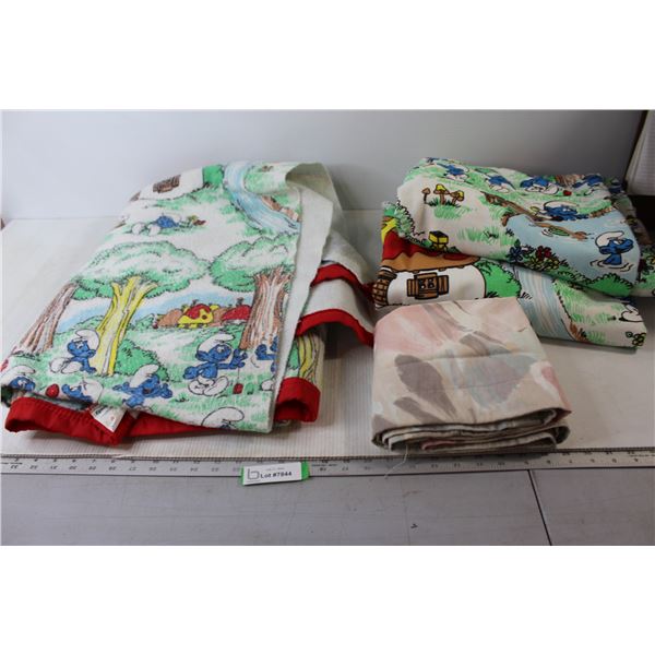 Smurfs Quilt & (2) Curtains