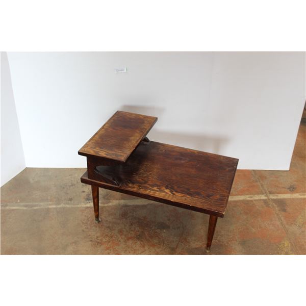 *MCM 2-Teir End table - 28" x 18 1/2" x 19"H