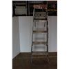 Image 4 : *5FT Aluminum Folding Step Ladder with Accessory Tray & Red Primer Patina