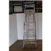 Image 5 : *5FT Aluminum Folding Step Ladder with Accessory Tray & Red Primer Patina