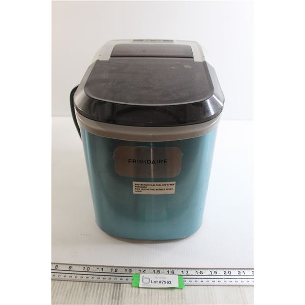 Frigidaire Ice Maker - Untested