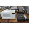 Image 3 : GE Small White Microwave Portable Range