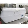 Image 1 : Rubbermaid Large White Cooler