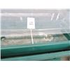 Image 2 : Cambro Green Portable Iced Salad Bar w/Sneeze Guard